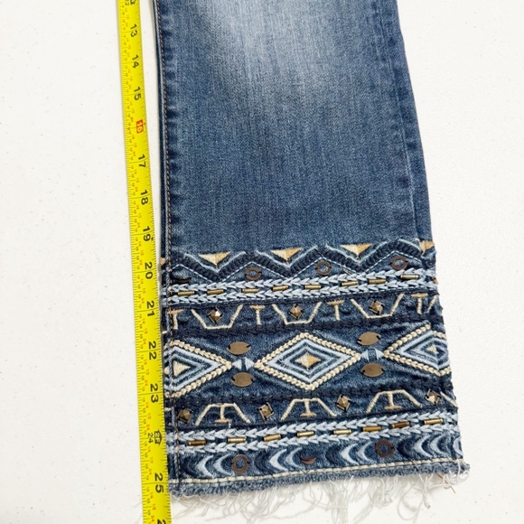 DRIFTWOOD Colette Beaded Embroidered Straight Crop Jeans Blue 29 - Picture 13 of 14